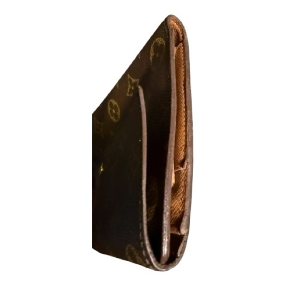 Louis Vuitton Monogram Wallet - Picture 5 of 9